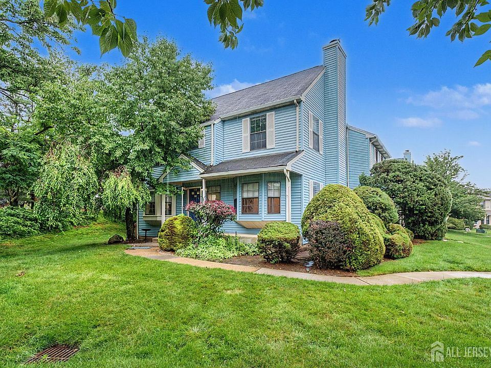 1st image of 1901 Deerfield Dr