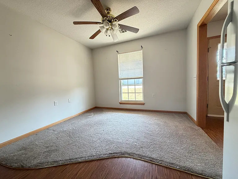 1810 W Marigold Dr — Photo 21