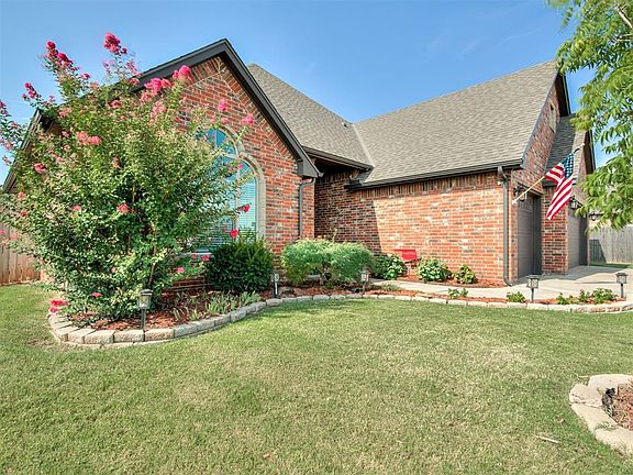 2nd image of 4904 NW 155th St