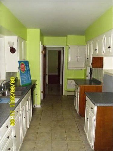 1st image of 3423 Grand River Dr NE