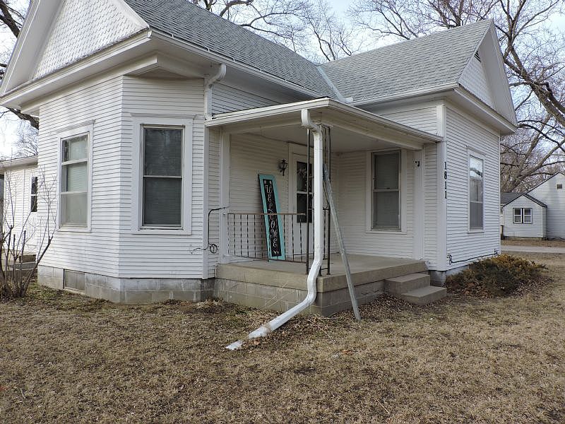 1811 Monroe St, Hamburg, IA 51640 Zillow