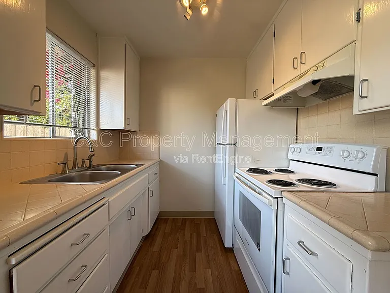 137 Clay St #1 — Photo 1