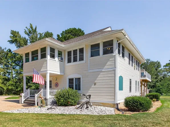 335 Jackson Creek Rd, Deltaville, VA 23043