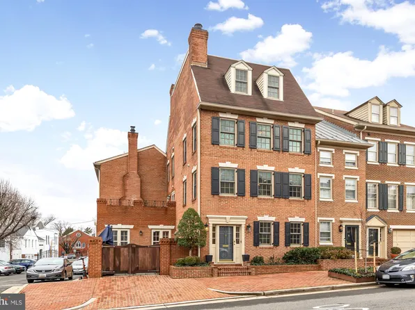 610 S Columbus St, Alexandria, VA 22314
