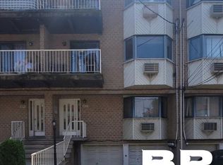 1072 E 73rd St #3C, Brooklyn, NY