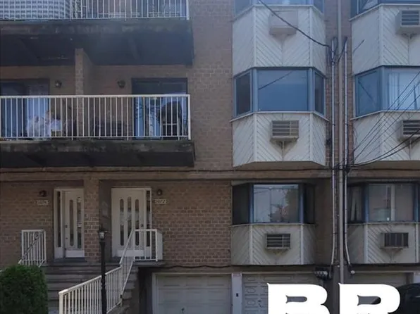 1072 E 73rd St #3C, Brooklyn, NY 11234