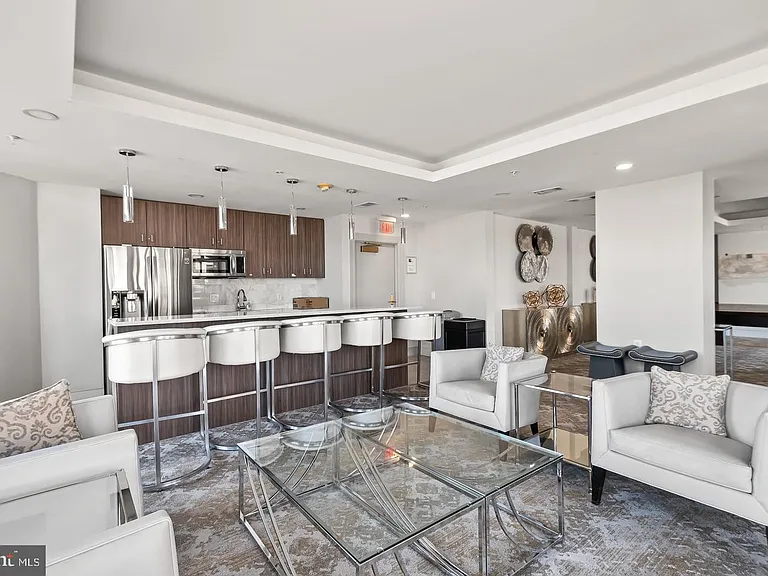3600 Glebe Rd #330W — Photo 30