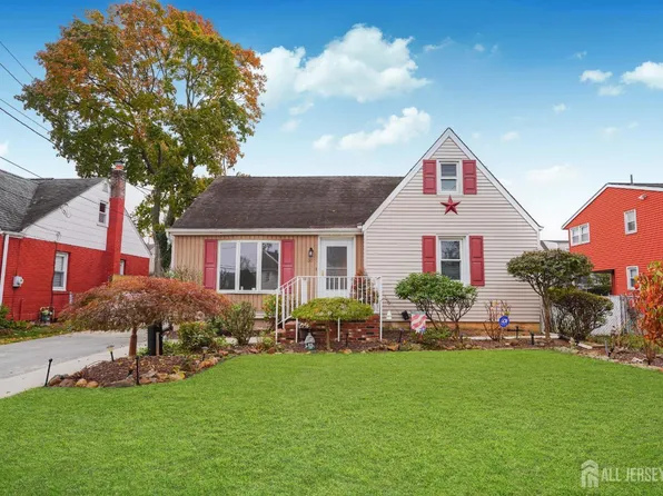 30 Woodland Ave, North Brunswick, NJ 08902