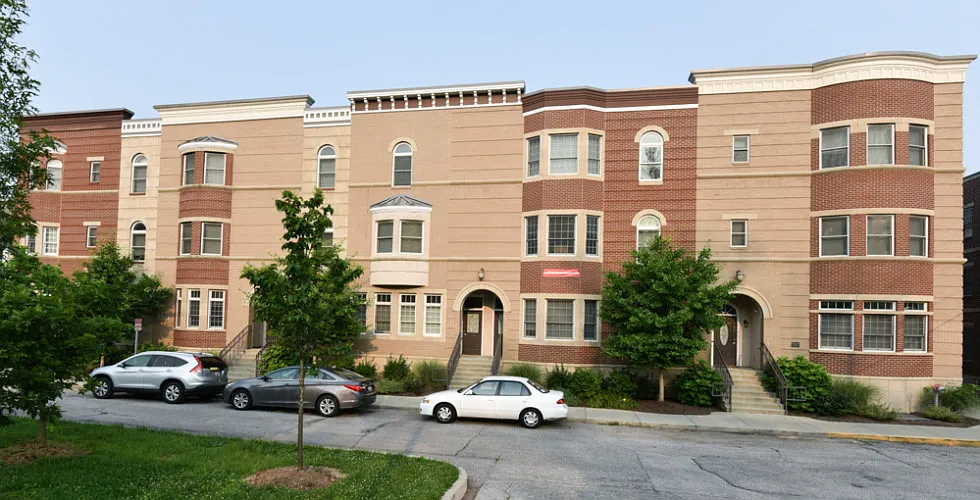 320 S Dunn — Photo 4