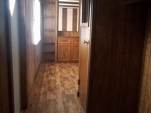 2nd image of 762 Bonfire Dr