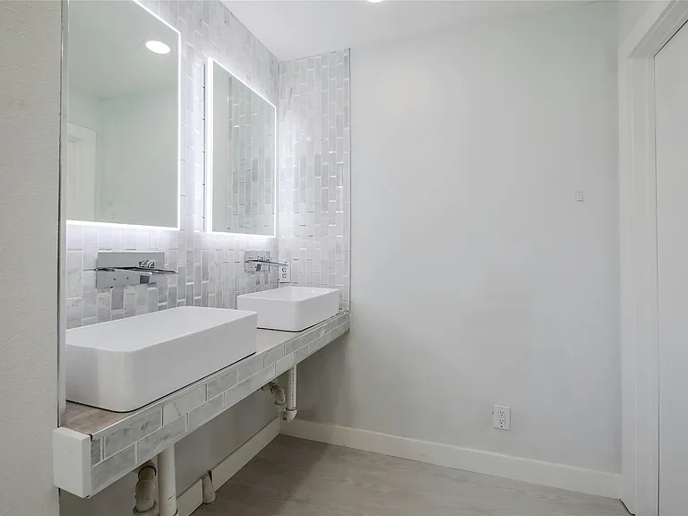 8505 Spearman Dr — Photo 10