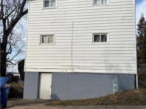 1109 Carlisle Ave, Cambridge, OH 43725