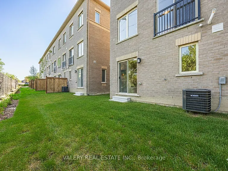 135 Pidgeon St — Photo 24