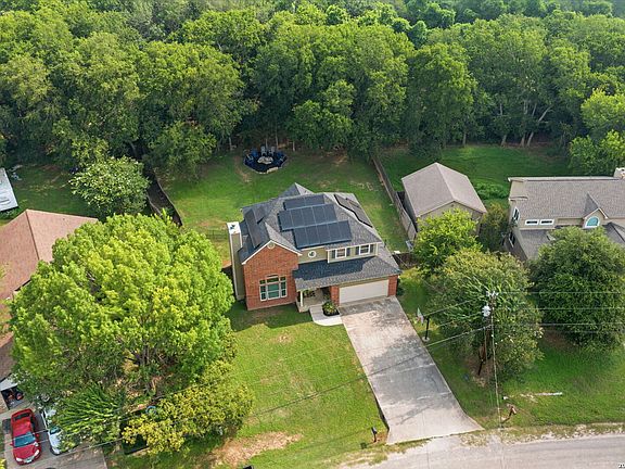 2nd image of 296 SPRING RIVER DR