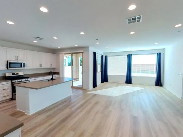 1627 Village Green Way, Beaumont, CA 92223