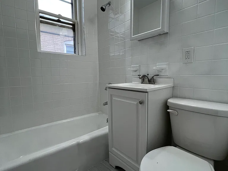 47 Hooker St — Photo 1