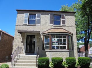 10400 S Rhodes Ave, Chicago, IL 60628