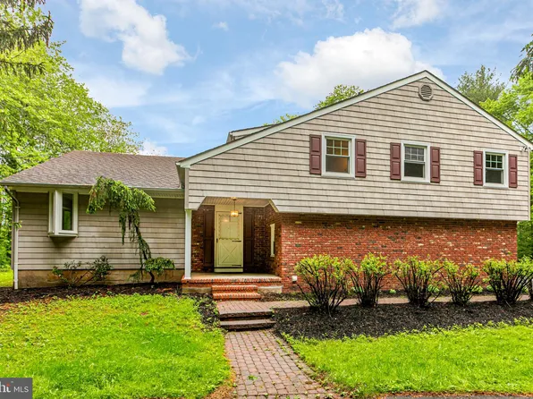 154 Lambertville Hopewell Rd, Hopewell, NJ 08525