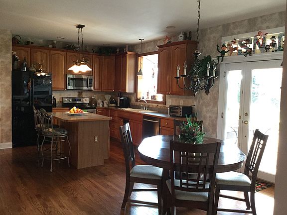 Eat in Kitchen