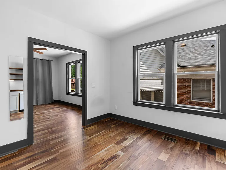384 Altoona Pl SW #A — Photo 9