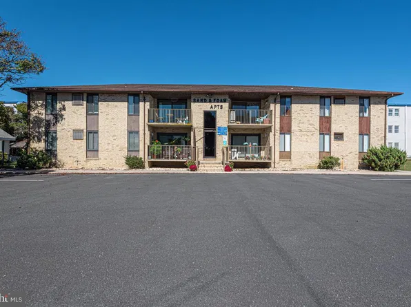 210 Trimper Ave #7, Ocean City, MD 21842