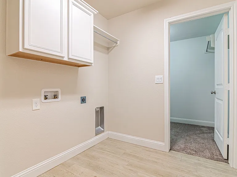 6708 Brand Ln — Photo 17
