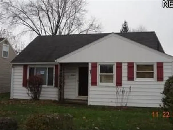 1330 30th St NE, Canton, OH 44714