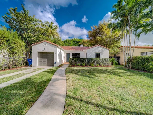 375 De Soto Dr, Miami Springs, FL 33166