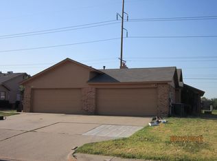 326 Nimrod Rd, Edmond, OK 73003