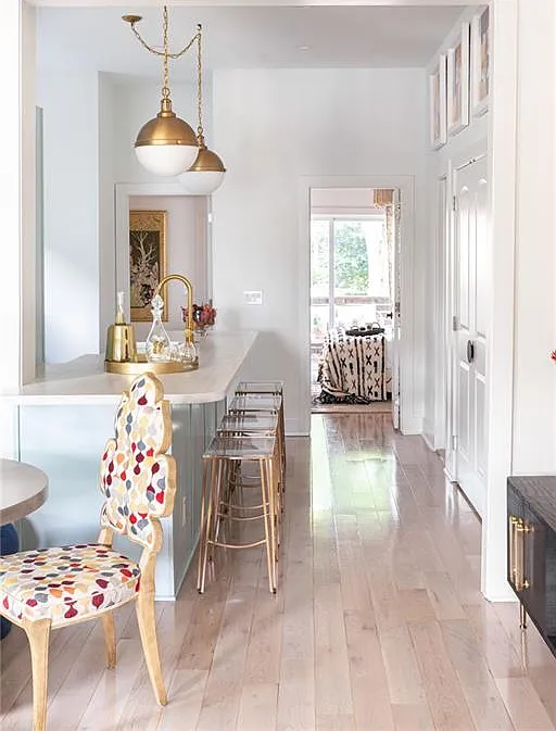 2 bed, 1.5 bath, 850 sqft, $3,250 — Photo 3
