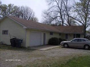 2419 W Memorial Dr, Muncie, IN