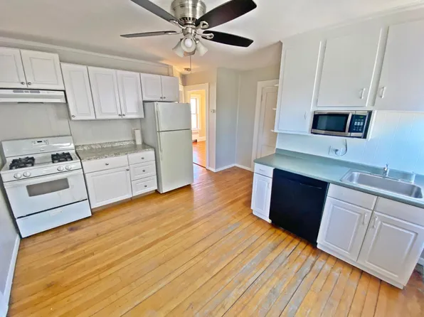 28 Richardson St Floor 2, Brighton, MA 02135