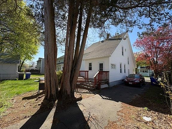 5th image of 14 Blodgett St