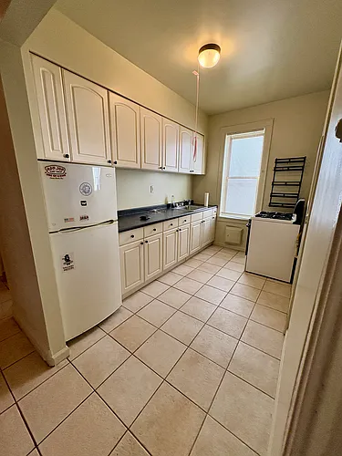 531 82nd St #2 Photo 1