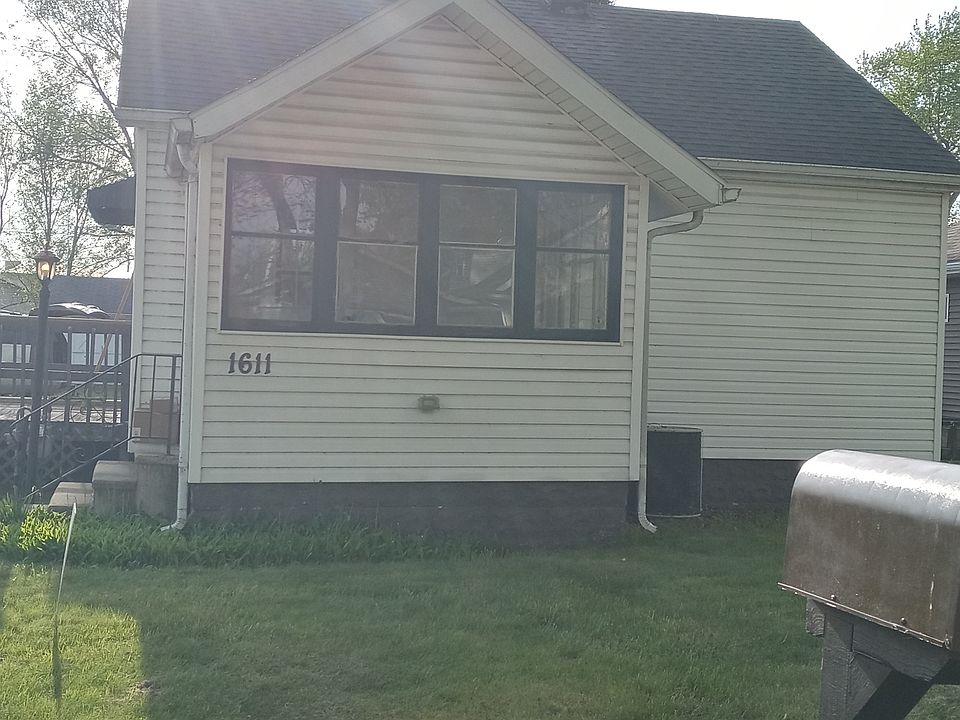 1st image of 1611 Navajo St