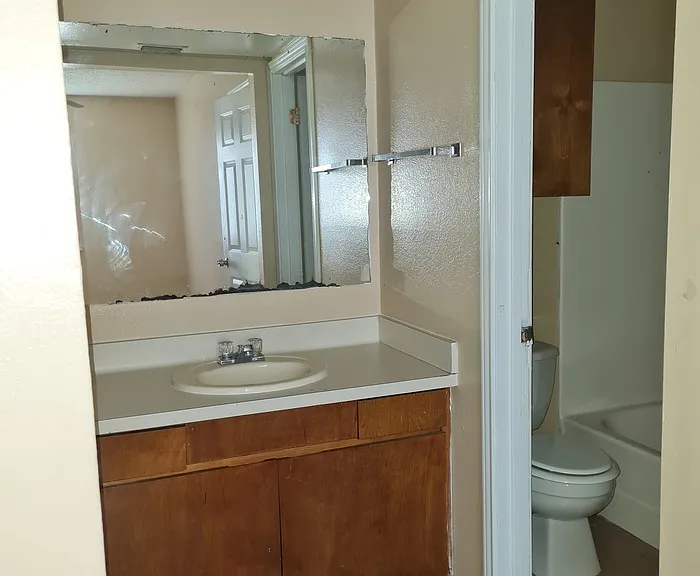 711 Tumbleweed Dr #2 — Photo 9