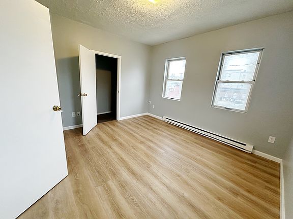4th image of 56 Cherry St Unit 2