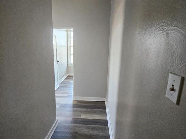 1525 University Ave #5