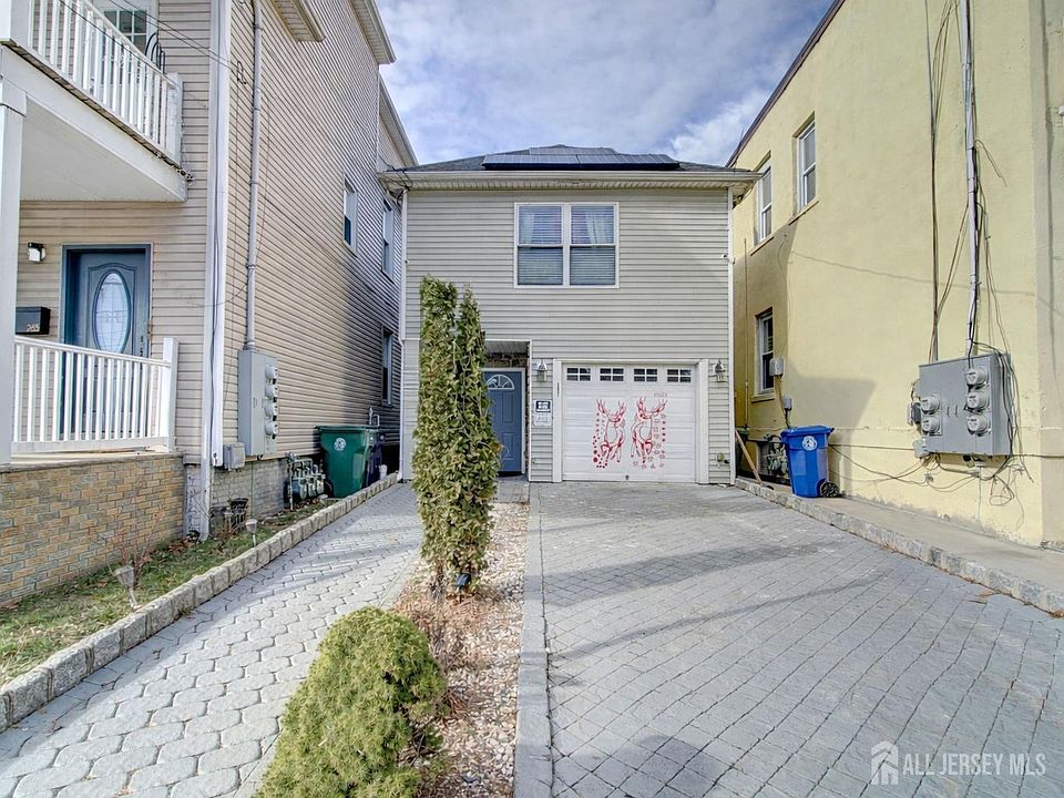 1st image of 267 Watson Ave