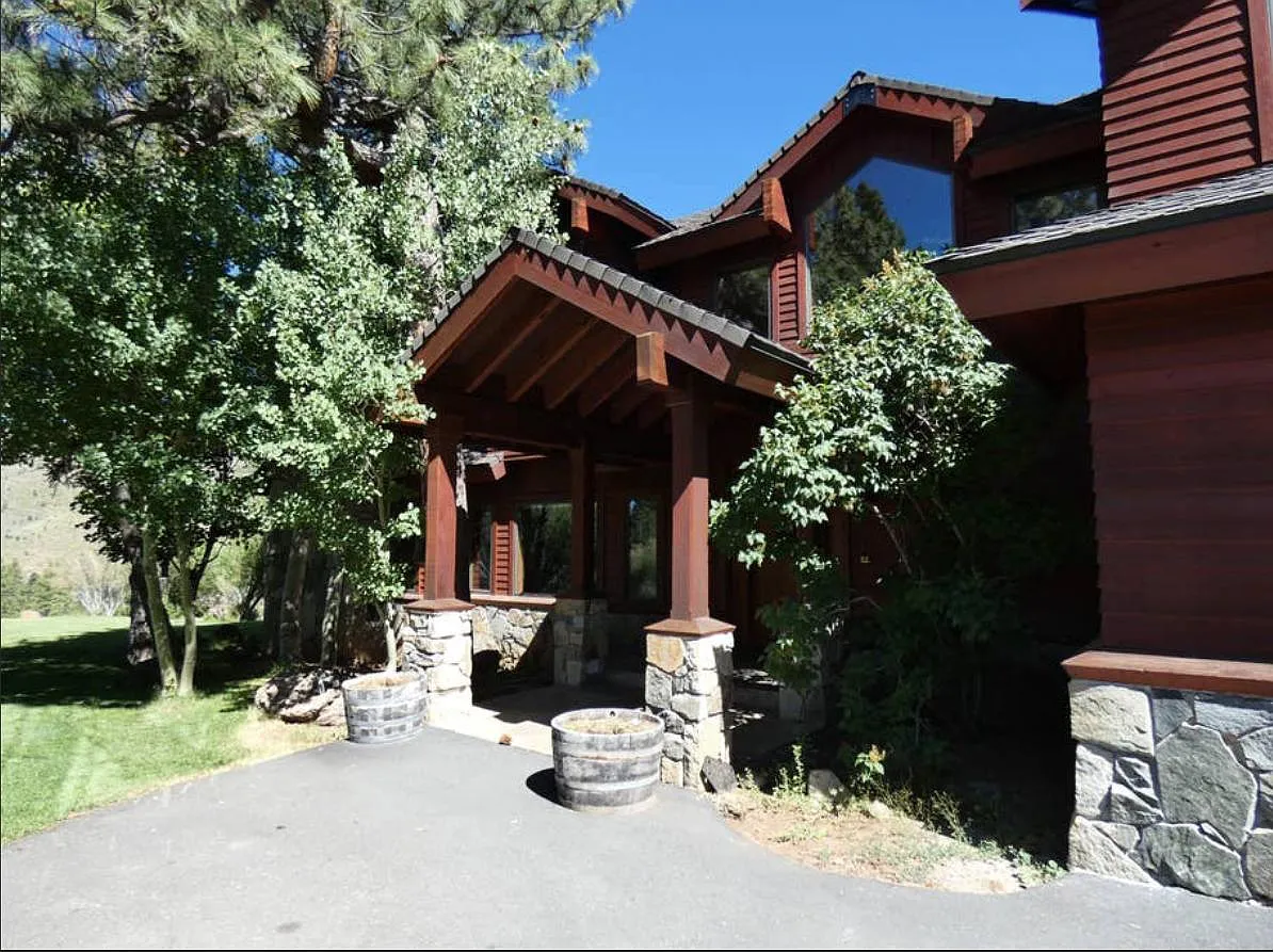 Building Photo - 12986 Sierra Vista Ct