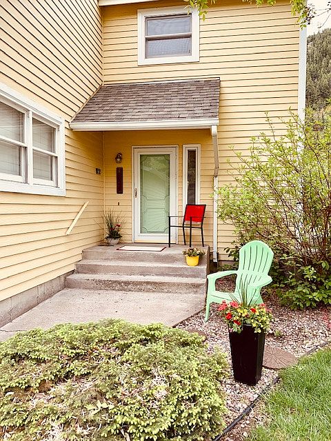 Darling Riverfront Townhouse