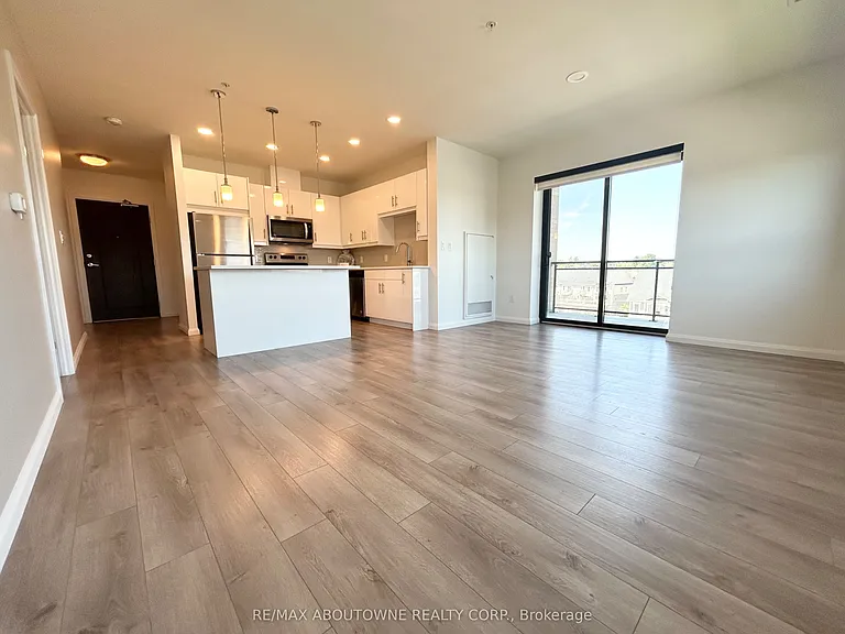 144 Watson Rd N #502 — Photo 8
