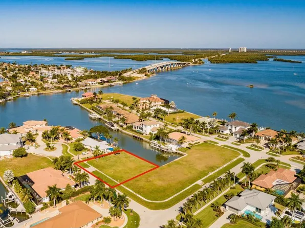 1433 Firwood Ct, Marco Island, FL 34145