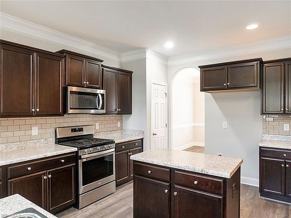 2nd image of 6727 Barton Creek Dr