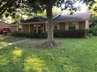 4020 Honeysuckle Ln, Texarkana, TX 75503