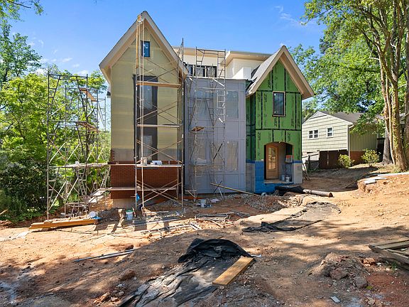 5th image of 3431 Bradley Pl