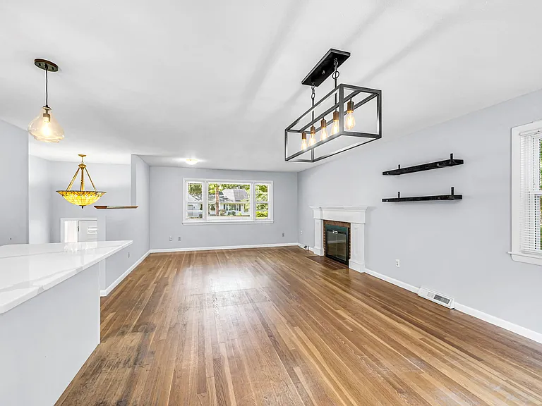 141 Cedar Rd — Photo 17