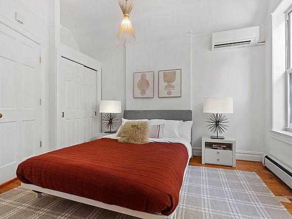 4th image of 143 16th St APT 1