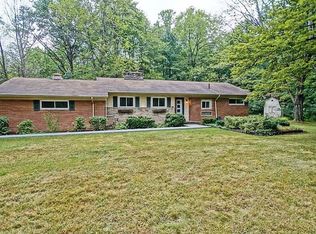 31299 Woodcrest Rd, Chagrin Falls, OH 44022