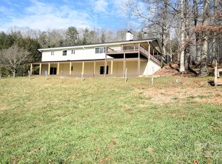 316 Messer Rd, Waynesville, NC 28786